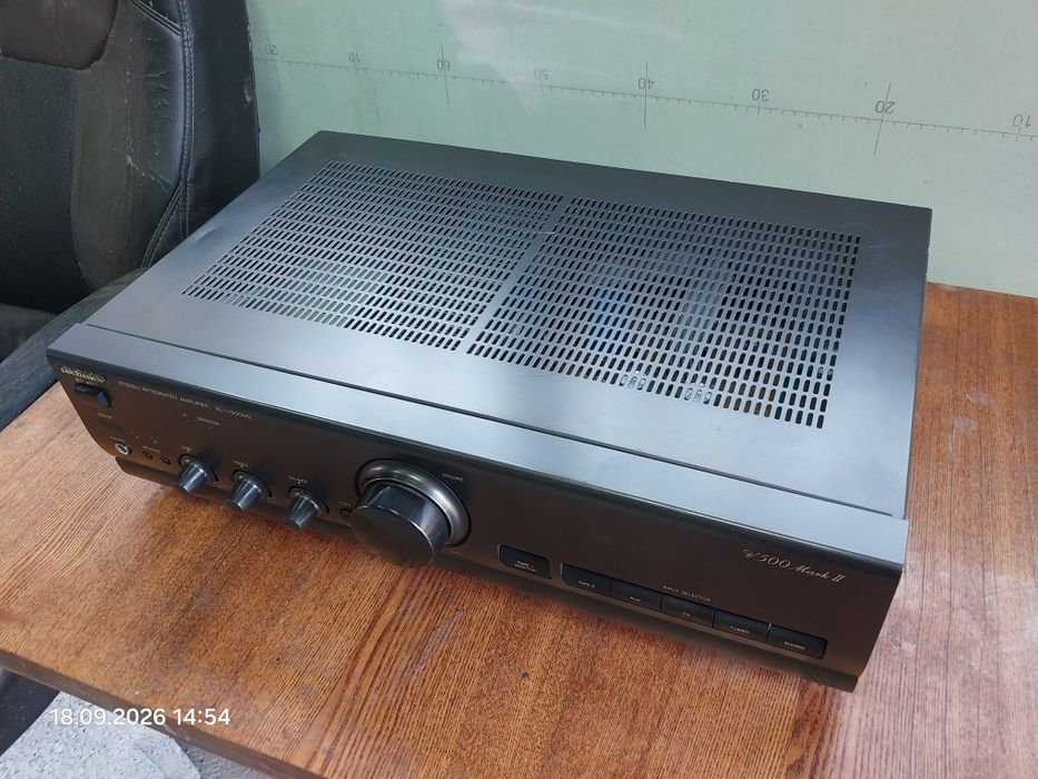 Technics SU-V500M2 Hi-Fi усилитель