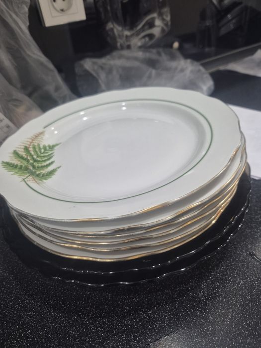 Посуда тарелки беш