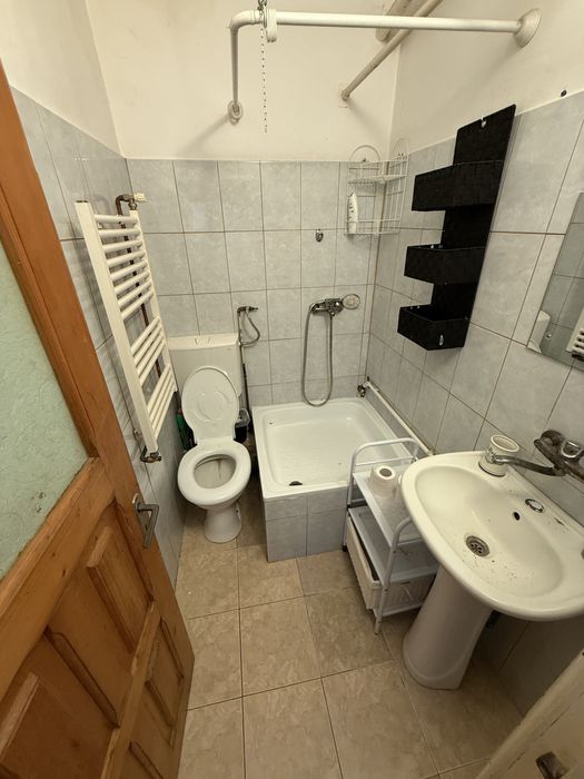 Garsoniera Decomandata 28mp la 10min de centru - Privat, fara agentii