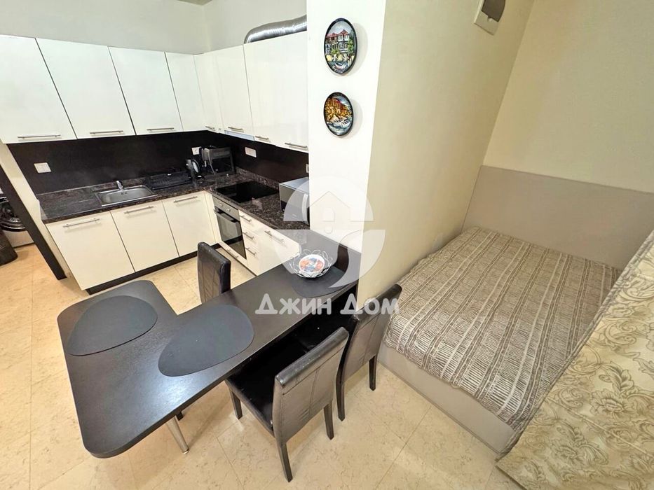 Продава се Двустаен апартамент в Свети Влас - 83 кв.м за 1507 €/кв.м - Снимка #2