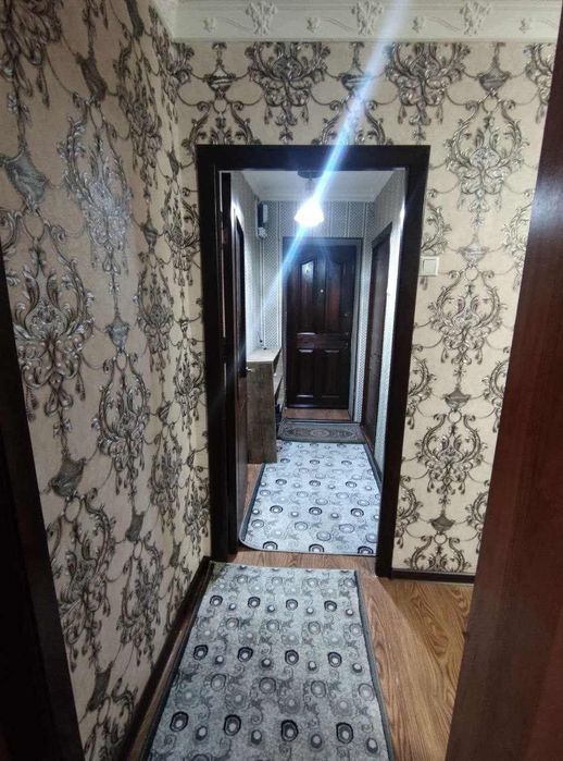 Продаётся 2/2/4,болкон 2х6, метро Дустлик - 1. Чкалов !