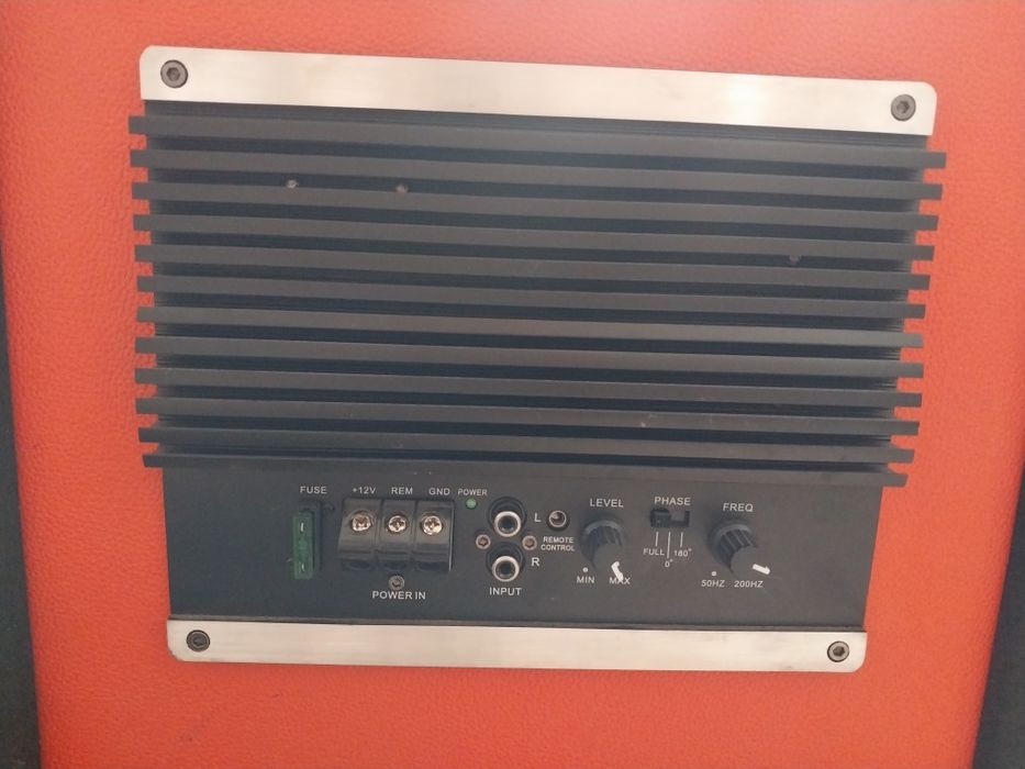 Сабвуфер 5 элемент с усилителем. Обмен на диски.