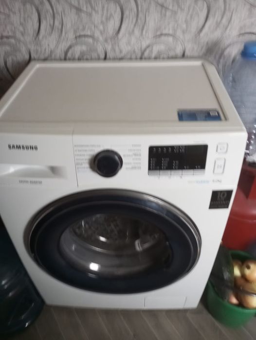 Продам стиральную машинку автомат