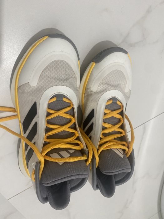 Кроссовки Adidas bounce legends