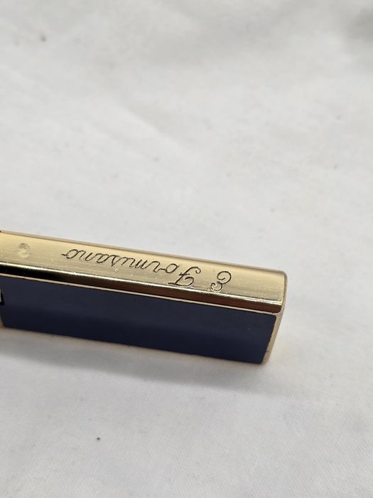 Bricheta veche Sharp