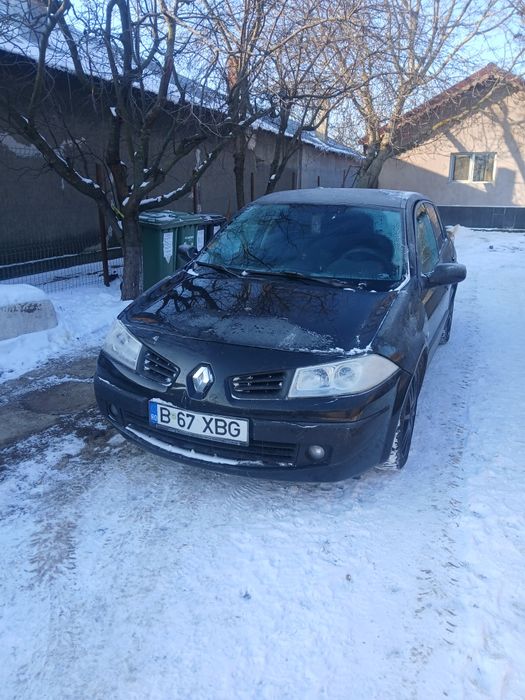 De vanzare megan 2007 motor 14 16v.