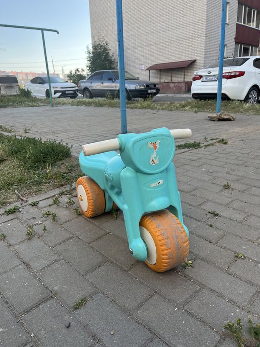 Продается беговел для 1,5-3 лет