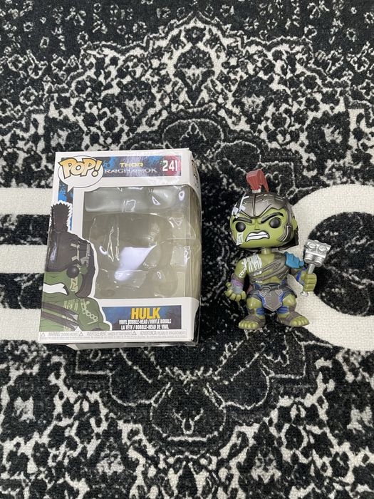 Funko pop-hulk 241