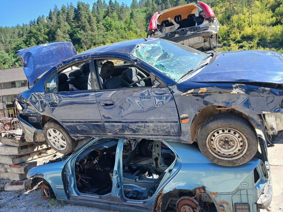 Тойота авенсис 2.0дизел на части
