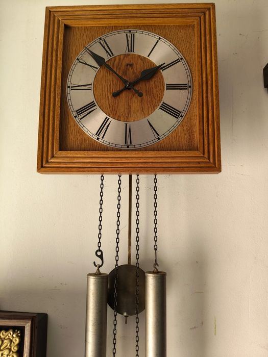 Ceas antic cu pendul