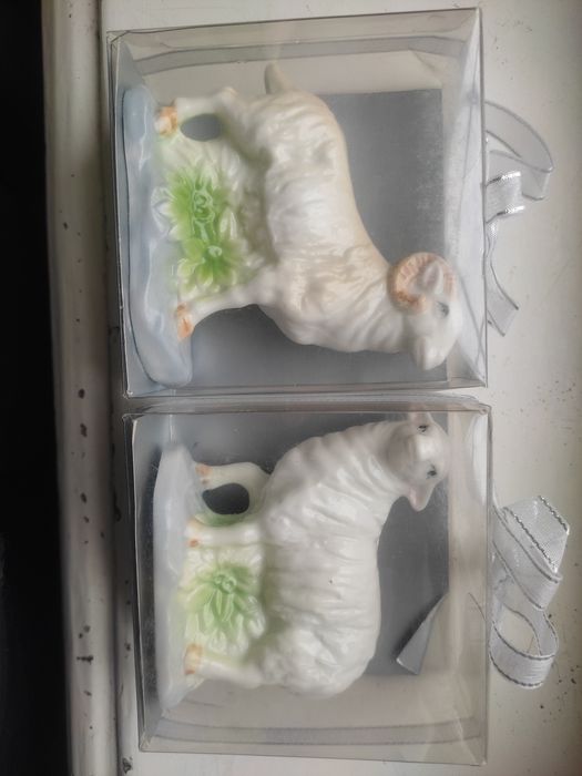 Фарфоровые статуэтки Барашек и Овечка