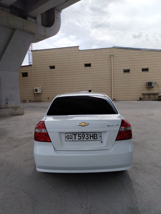 nexia 3 avtomat sotiladi