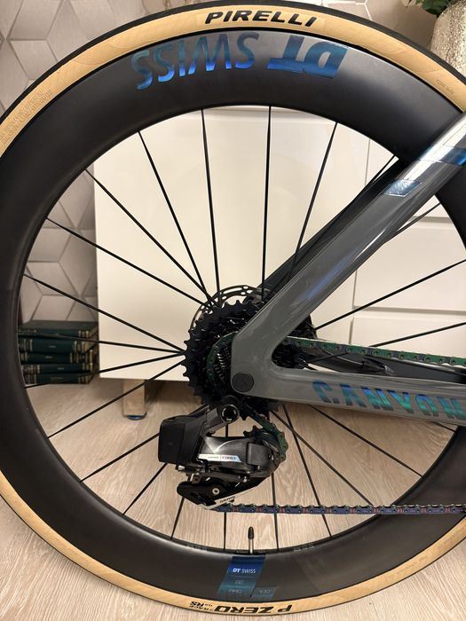 Canyon Aeroad CF SLX 8  AXS