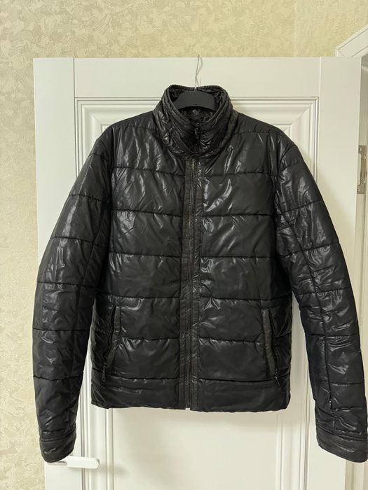 Продается мужская, демисезонная куртка