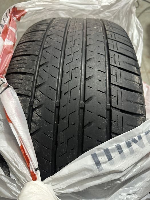 Продам летняю резину Dunlop 245/50/19