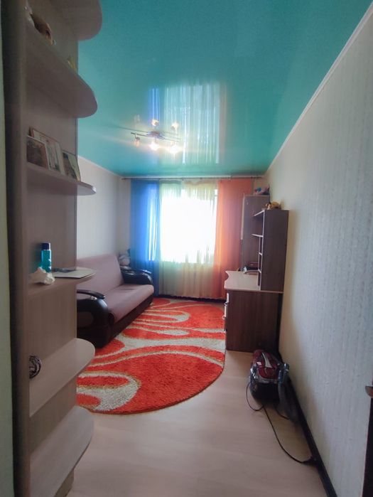 Продам  3х ком.кв универмаг