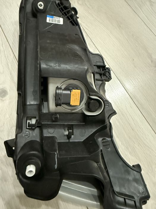 Продам противотуманки на Santa fe