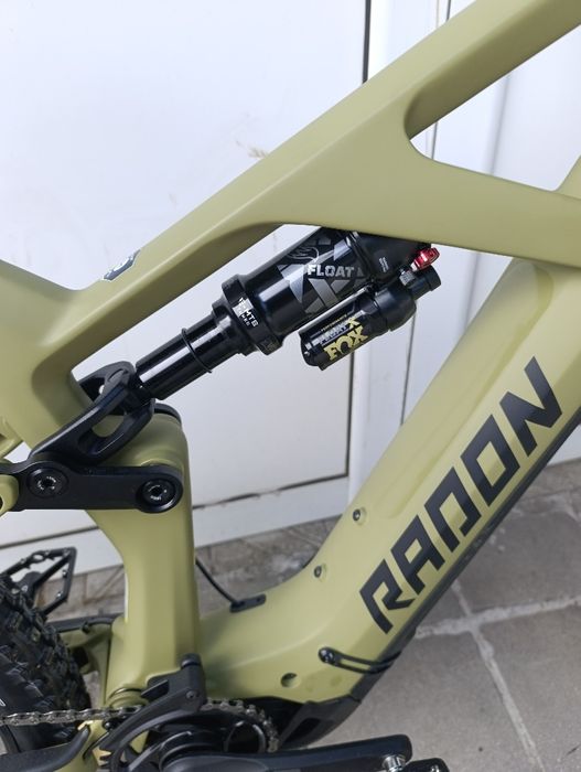 Нов електрически карбонов велосипед Radon Render 8.0