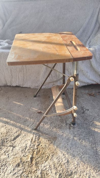 Парта, стол складной. Винтаж