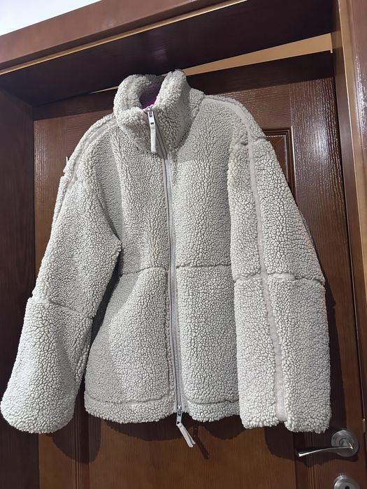 Дамски якета, бомбъри и сака от букле, символични цени, марки Zara, Mango, H&M, XS/S размер