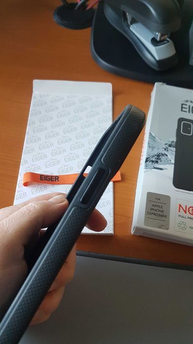 Husa iPhone 13 PRO MAX, Eiger, noua, transport gratuit