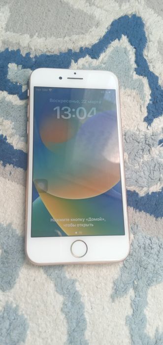 Продаётся Айфон 8 в отличном сосстояний