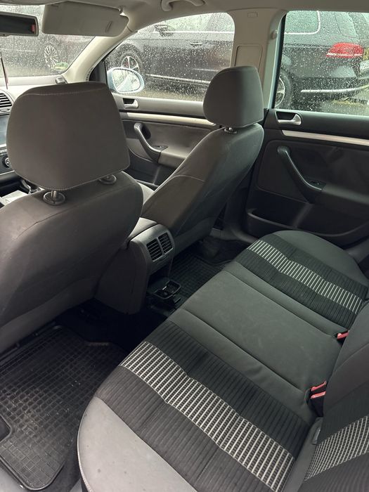 Volkswagen Golf 5, 1.4