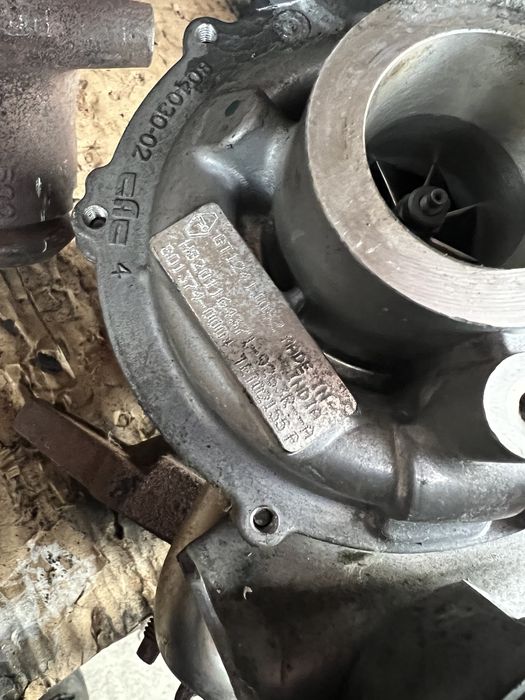 Turbina renault clio 4 1.5 dci k9k cod H8201164371 an 2014-2018