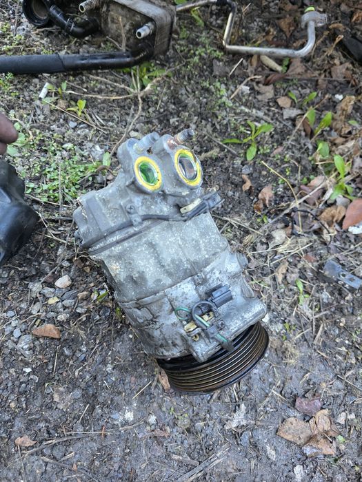 Компресор за климатик на Jaguar xf 3 дизел 2011 12 година