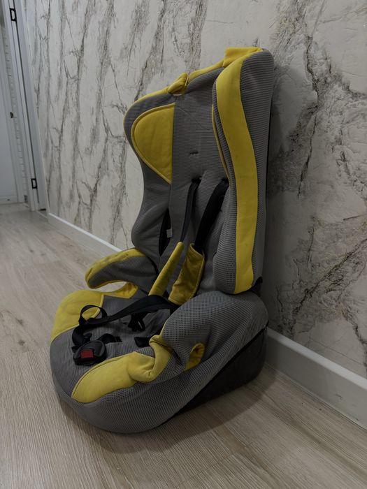 Продам автокресло