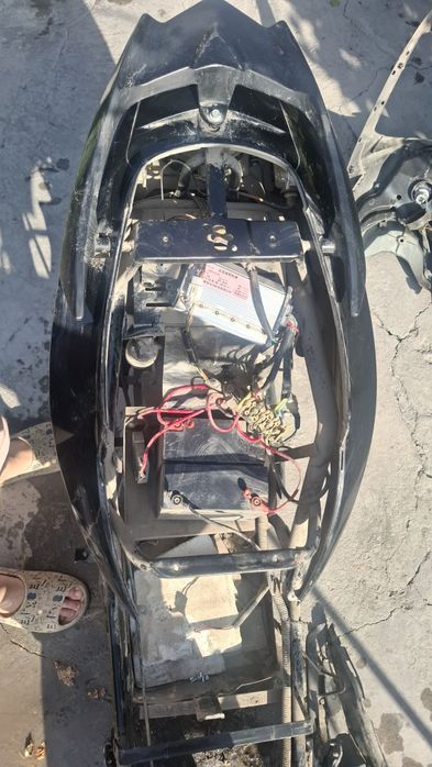 Продаётся скутер нерабочем состоянии (электронный)