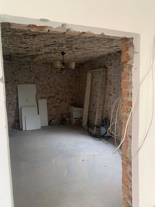 Casa+teren de vanzare