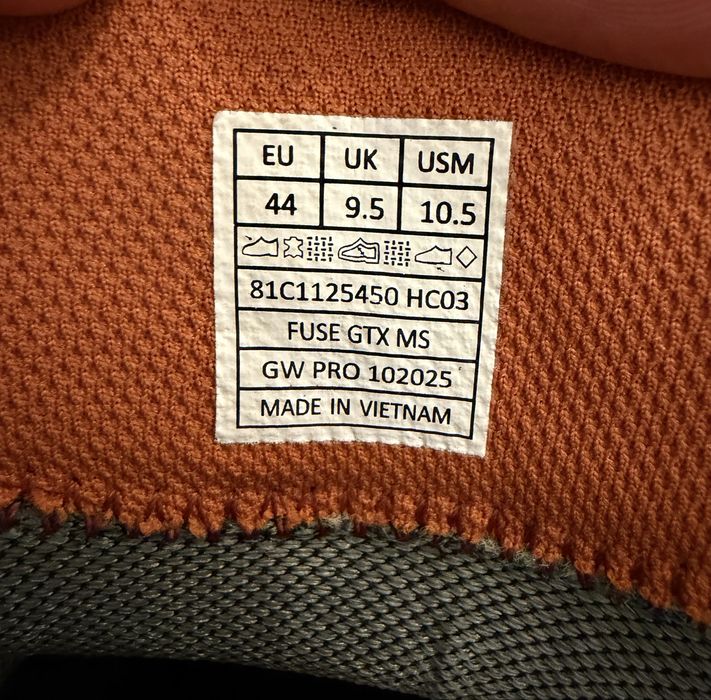 Bocanci de drumetie Tehnica, cu Gore-tex si tapla Vibram, 44