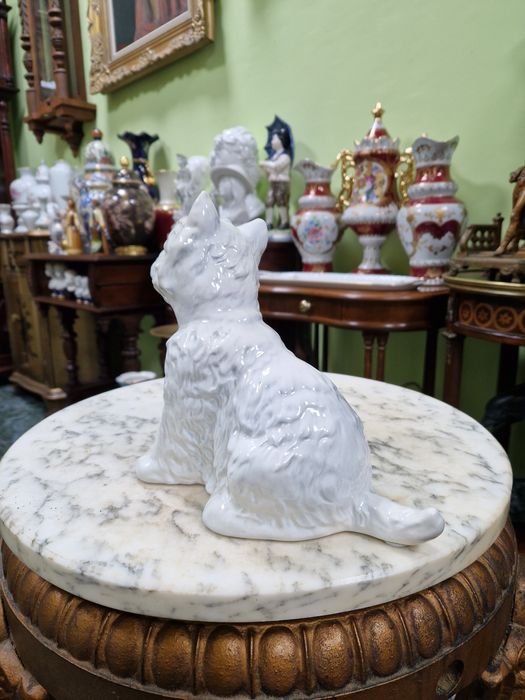 Страхотна антикварна колекционерска немска порцеланова фигура Goebel