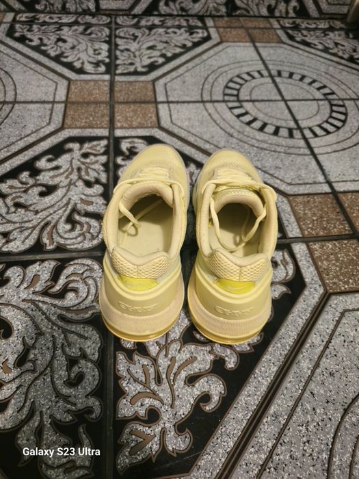 Дамски маратонки