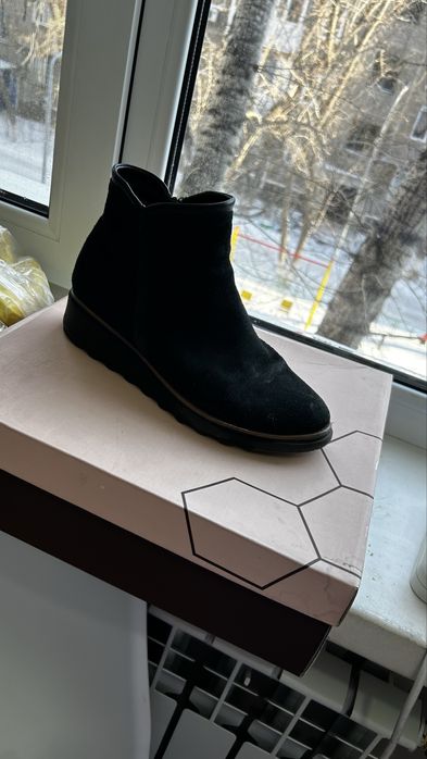 Продаю Clarks!  Состояние хорошее!