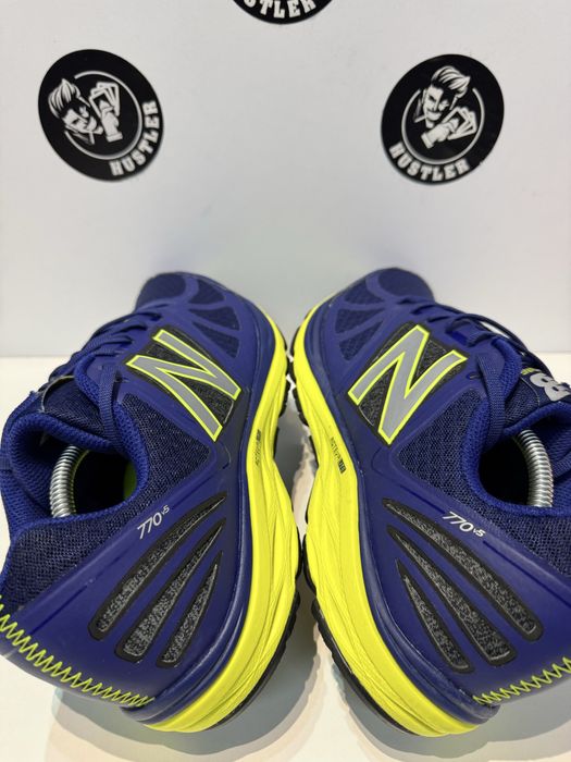 Маратонки NEW BALANCE 770 V5 .Номер 45