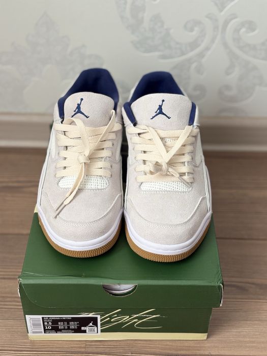 Nike Air Jordan 4 Retro