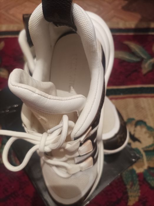 Кросовка женская