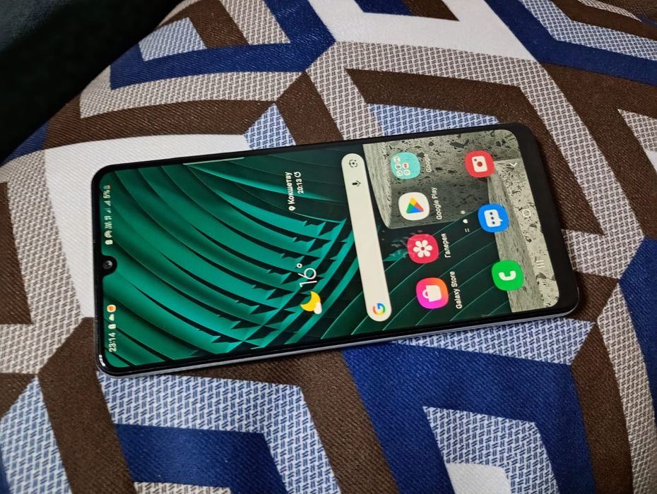 Продам телефон Samsung A31