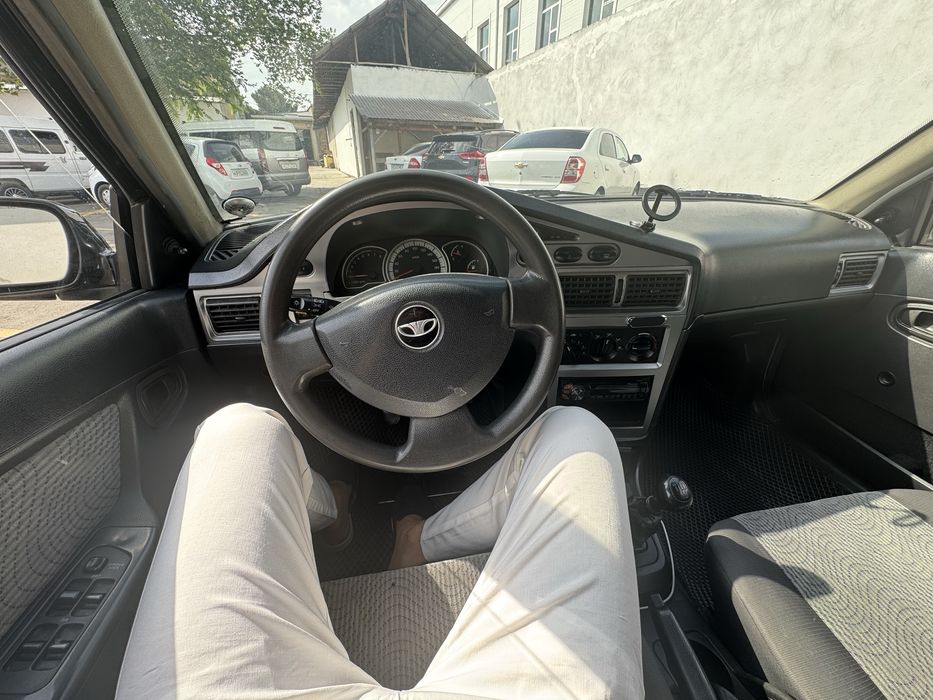 1.6 nexia2 dons sotiladi