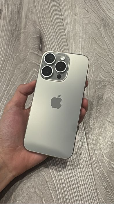 iPhone 15 pro 128 GB