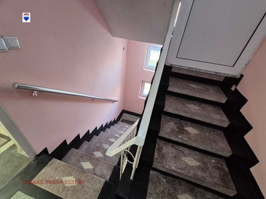 Продава се Етаж от къща в Русе, Дружба 2 - 151 кв.м за 1046 €/кв.м - Снимка #14