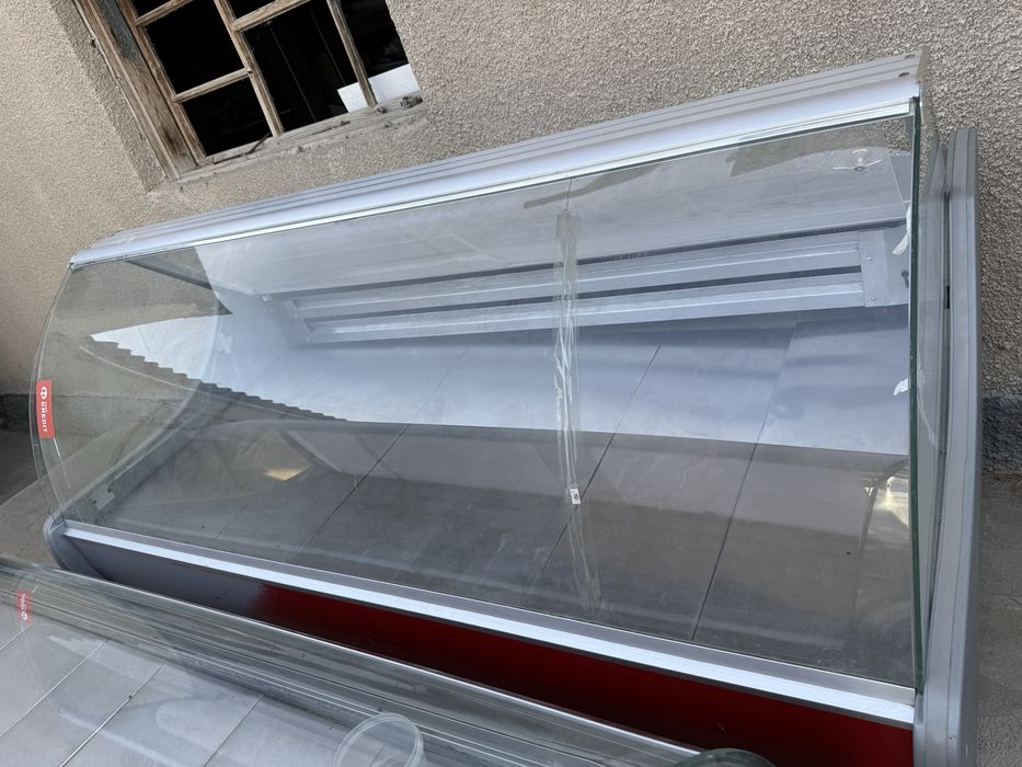 Витринные холодильники