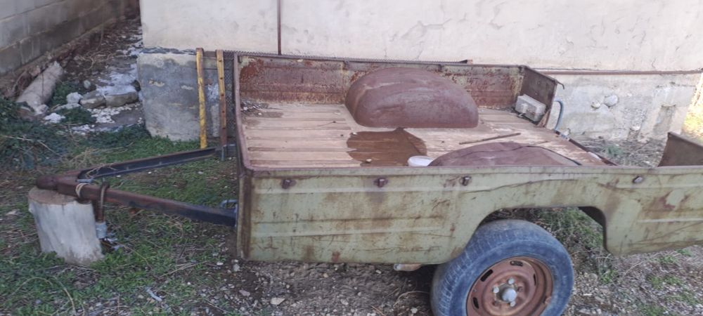 Автомобильный прицеп