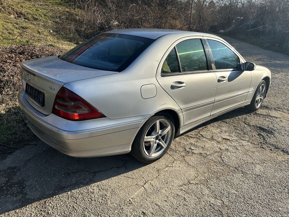 На части Merceces C200 CDI C220 CDI 116 кс 143 автоматик  Avantgarde