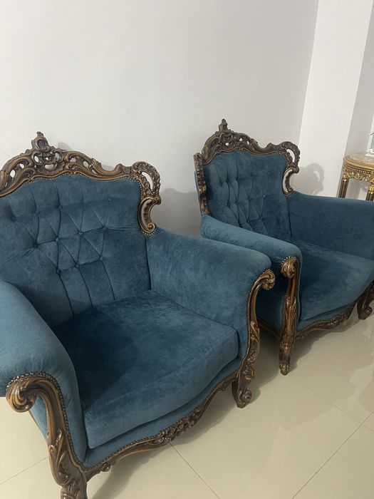 Set baroc in state buna material bun si curat