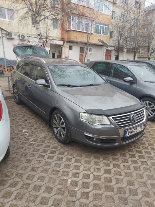 Vând passat  b6 din 2006.