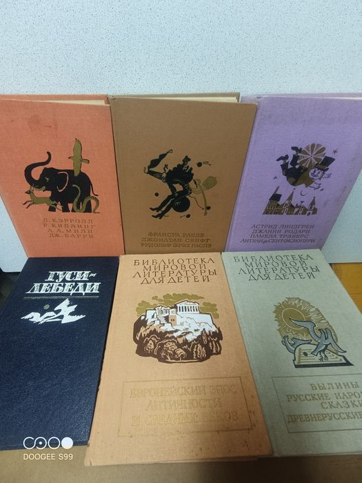 Продам книги, детективы