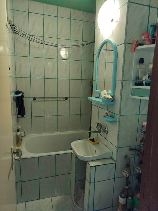 Vând apartament cu 2 camere, Rogerius